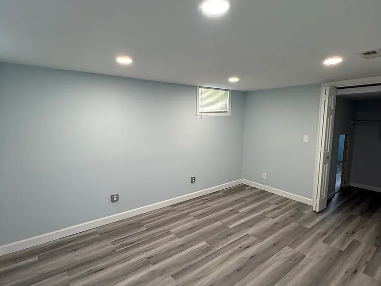 1104 Harwall Rd — Photo 2