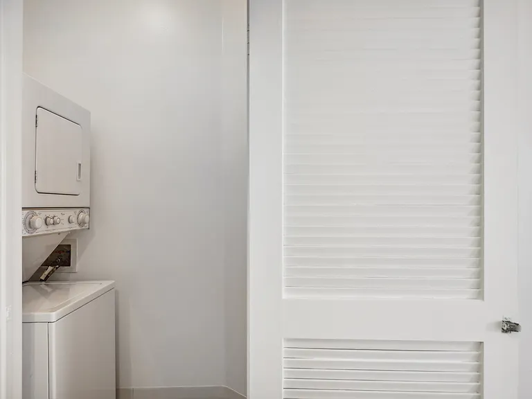 1 Bedroom 1 Bathroom