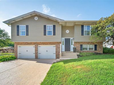 448 Glennoll Dr, Wentzville, MO, 63385
