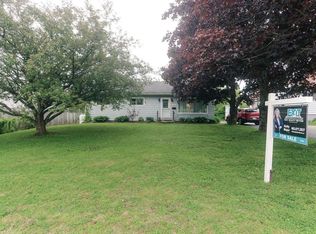 12 Hillside Ave, Lower Sackville, NS B4C1W5