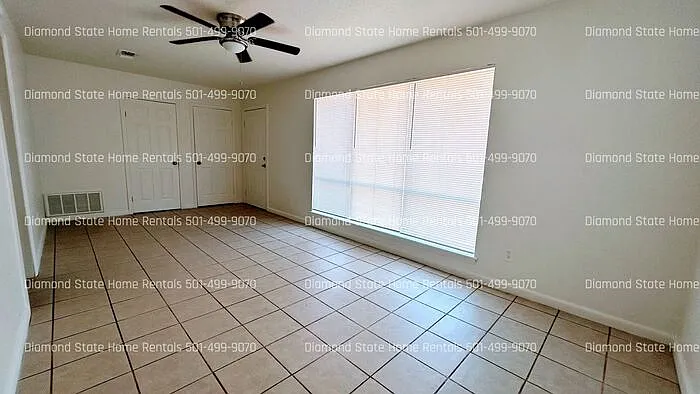 826 Jane Dr — Photo 4