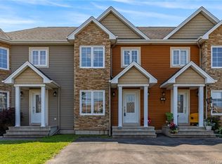 71 Lakeburn Ave, Dieppe, NB E1A0Y8
