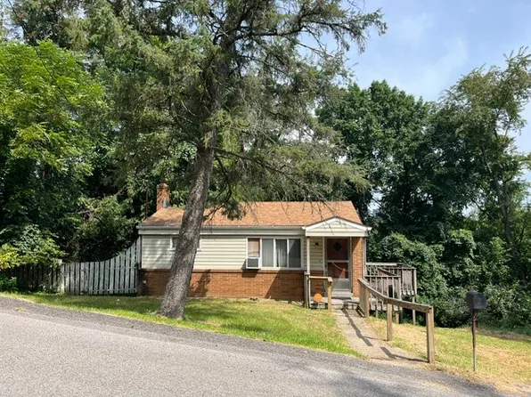 42 Grace St, Mc Kees Rocks, PA 15136