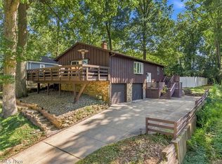 6226 Woodmoor Ave NW, Canton, OH 44718