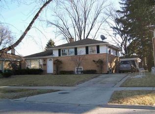 1381 Anthony Rd, Wheeling, IL 60090