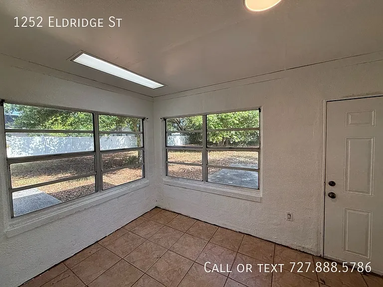 1252 Eldridge St — Photo 14