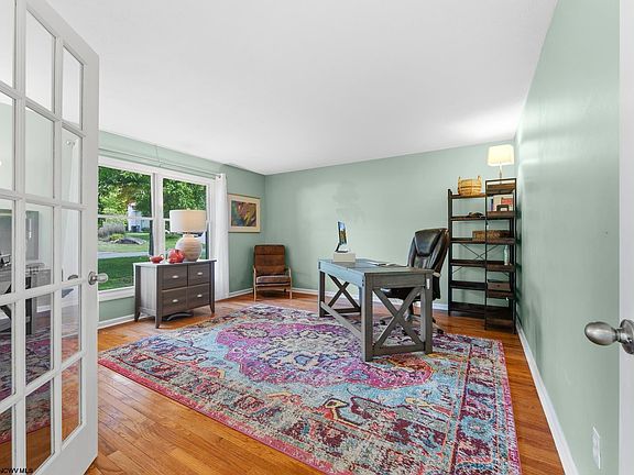 4th image of 1268 Kings Rd