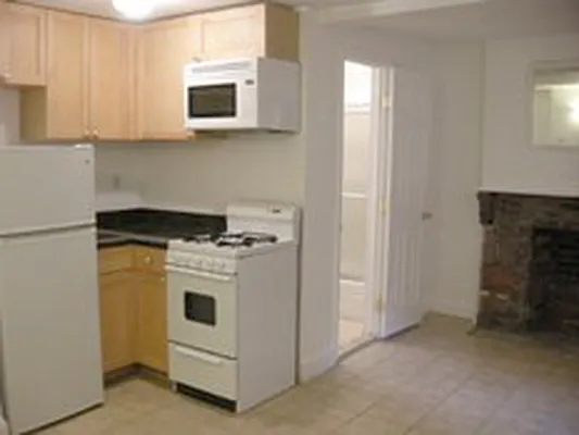 Rented by Vickers Realty | media 7