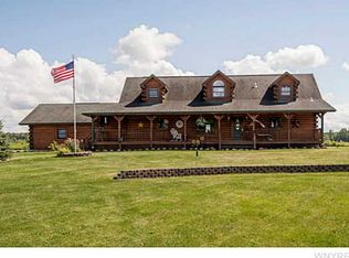 13649 North Rd, Alden, NY 14004