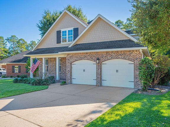 3rd image of 106 Black Bear Cir