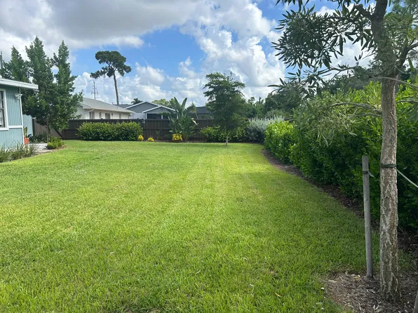 19189 Murcott Dr W, Fort Myers, FL 33967