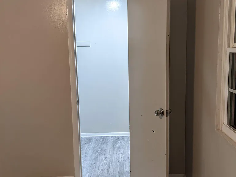 Redstone Garden Apartment — Photo 26