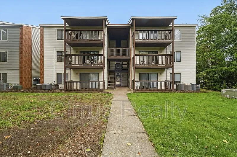 124 Wells Ct