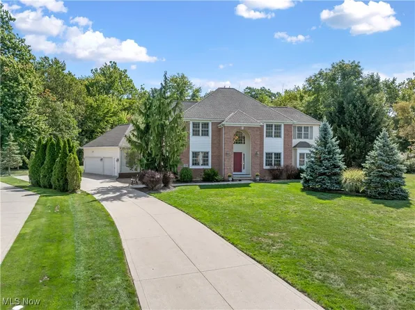 6931 Chairmans Ct, Mentor, OH 44060