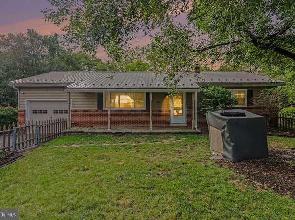 1200 N Middleton Rd, Carlisle, PA 17013