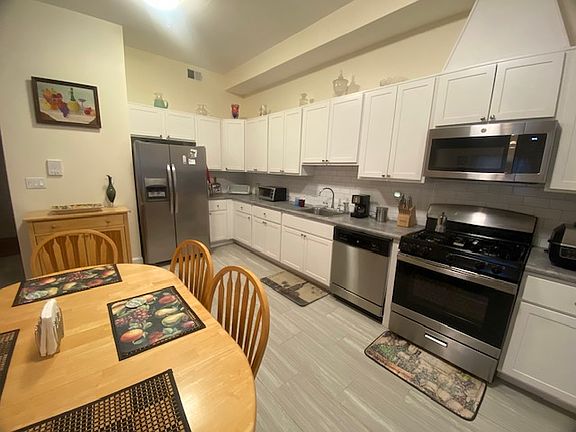 5th image of 531 Kearny Ave #1