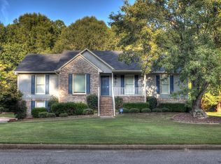 5945 Mockingbird Ln, Pinson, AL 35126
