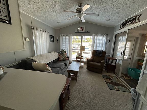 3rd image of 6735 Hammock Rd #183