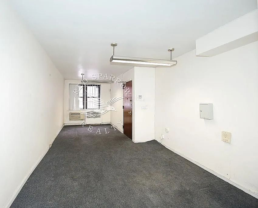 1st image of 252 E 89th St APT 1D