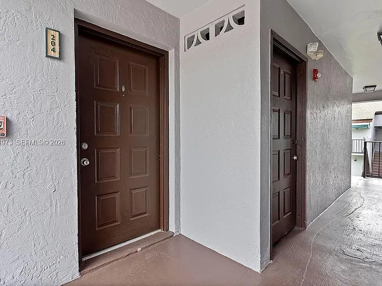 7403 SW 152nd Ave #204-2 — Photo 1