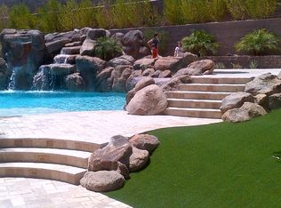 40816 N Thunder Hills Ct, Phoenix, AZ 85086