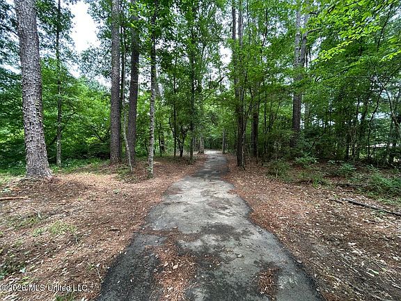 2nd image of 6642 Grange Hall Rd