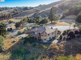 7570 Crow Canyon Rd, Castro Valley, CA 94552