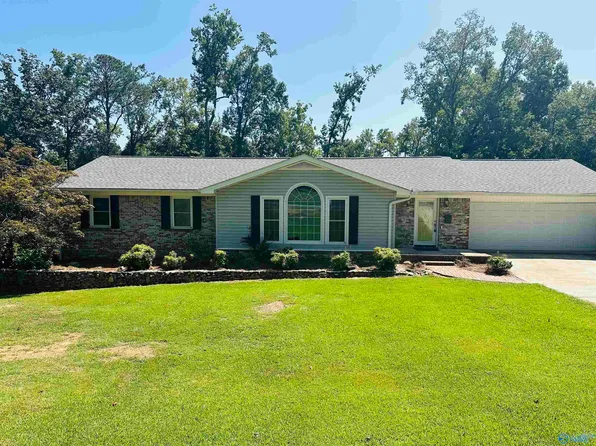 2631 Scenic Hwy, Gadsden, AL 35904