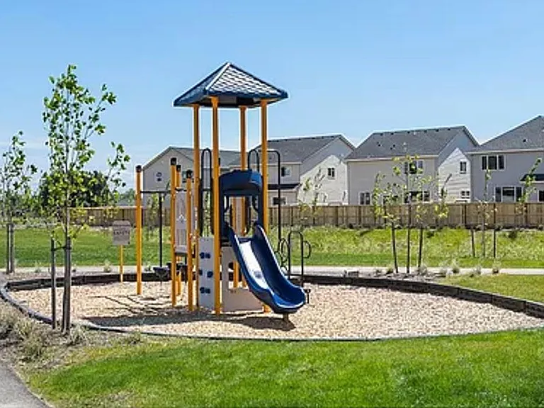 1658 Smith Dr — Photo 20