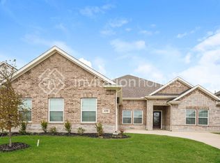 430 Amberville Dr, Red Oak, TX 75154