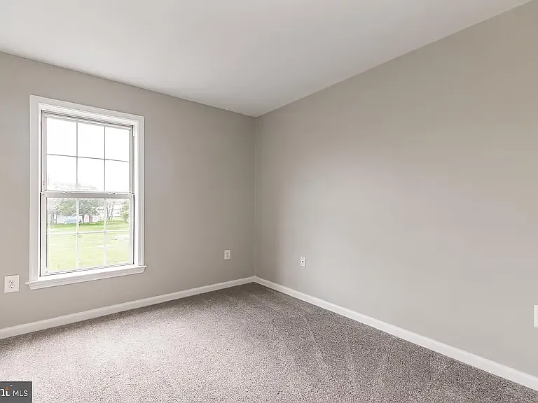 1502 Echo St — Photo 17