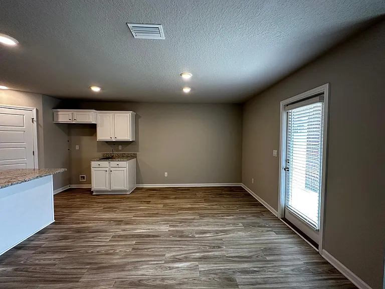 2551 Arbordale Loop — Photo 4