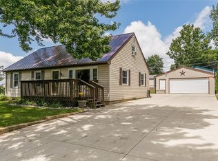 326 2nd St SW, Swisher, IA 52338