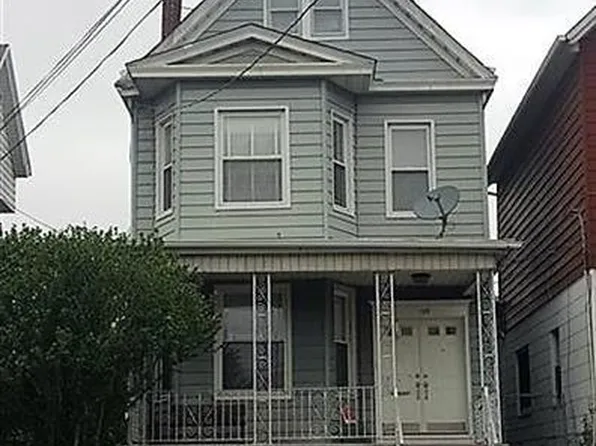 125 W 3rd St, Bayonne, NJ 07002