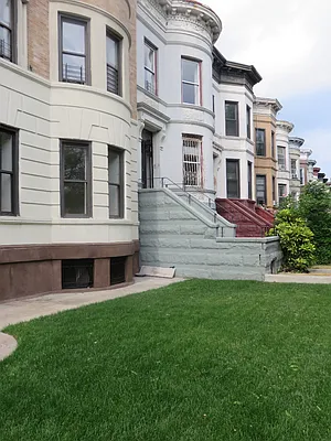 Rented by Space Real Estate | media 31