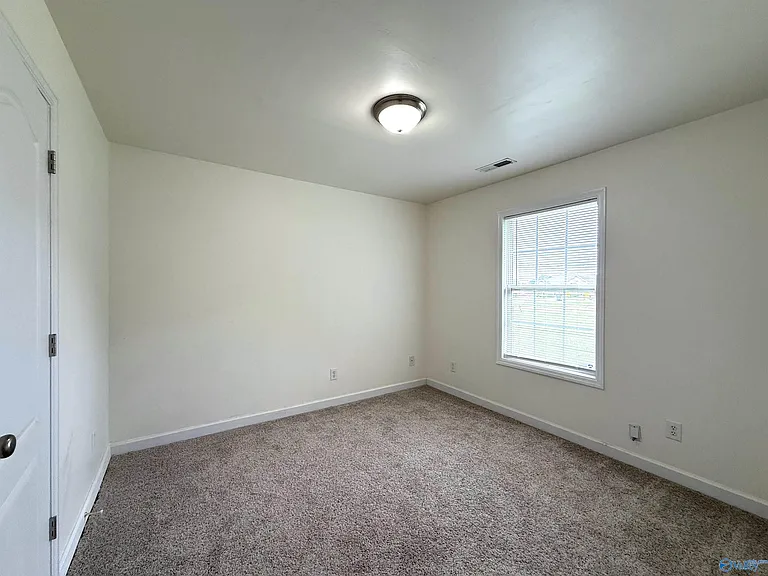 322 Eagle Ridge Dr — Photo 15
