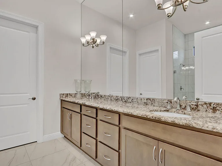 9204 SW Arco Way — Photo 25