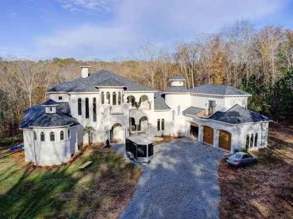 1628 Golden Creek Ct SW, Conyers, GA 30094
