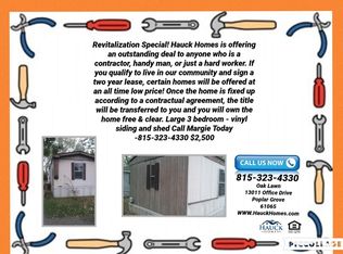 4518 Harris Dr, Poplar Grove, IL 61065