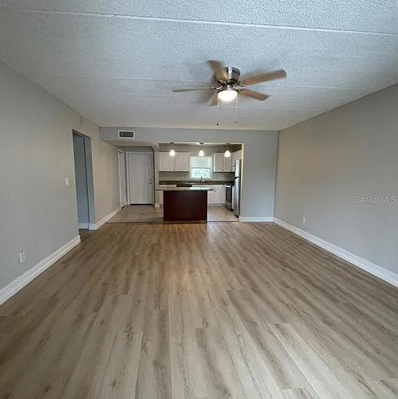 2835 Somerset Park Dr #203 — Photo 5