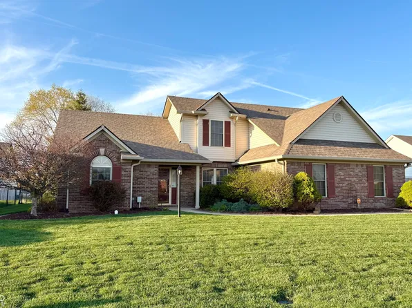 7144 Sunset Point Dr, Indianapolis, IN 46259