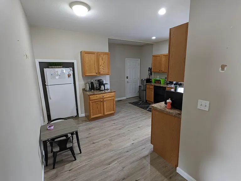 56 Oak St — Photo 17
