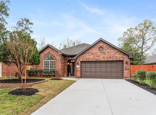 29 Cypress Bayou Ct, Spring, TX 77382
