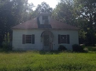 1221 S Prairie St, Stuttgart, AR 72160