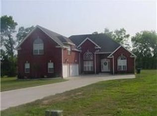 1013 Teakwood Ct, Gallatin, TN 37066