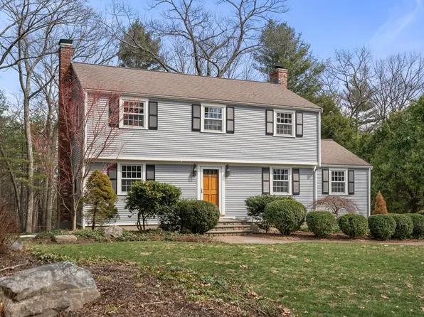 70 Pokonoket Ave, Sudbury, MA 01776