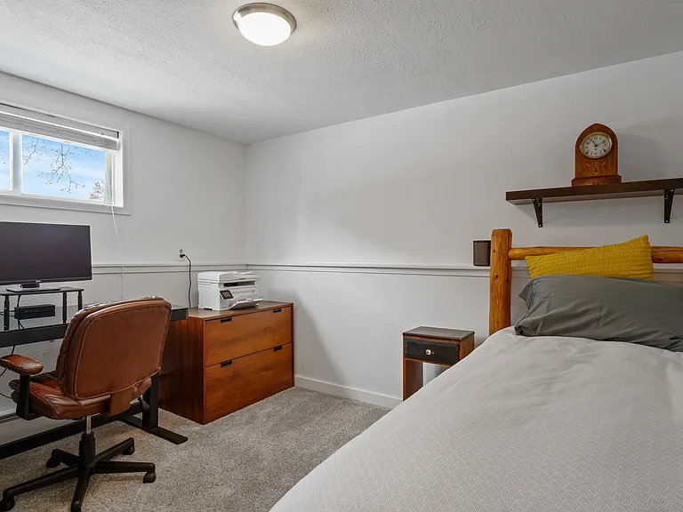 461 Cascade Cir — Photo 31