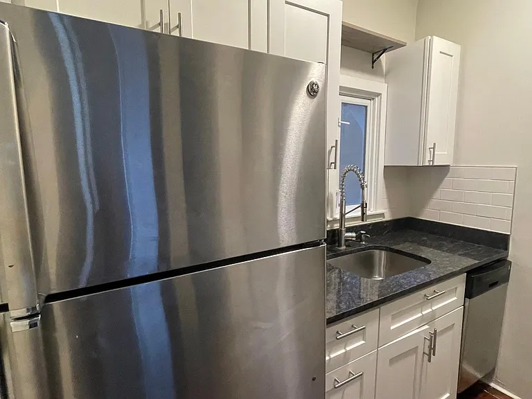 723 S Bond St #1F — Photo 10