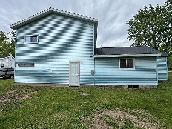 4th image of 670 GERTRUDE AVENUE