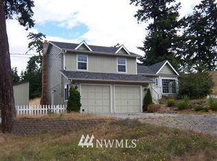 1085 NE Pennington Loop, Coupeville, WA 98239